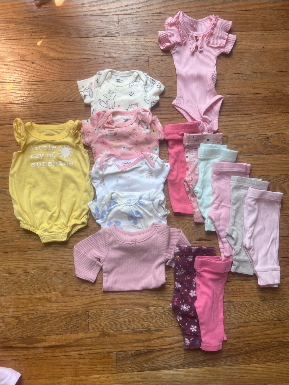 Baby Girl Assorted bundles Onesies, pants and romper Carters, Gerber, cat jack
